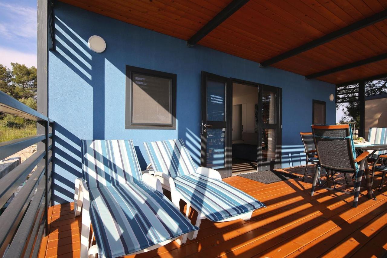 Mobile Home Safir Biograd Na Moru Exterior photo
